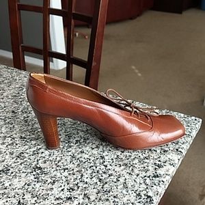 DKNY Leather Heeled shoes